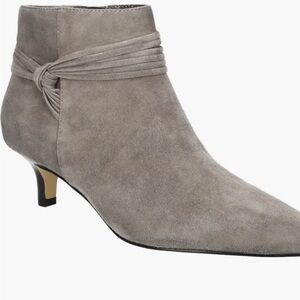 Bella Vita Women's Jani Bootie Grey Kidsuede Leather